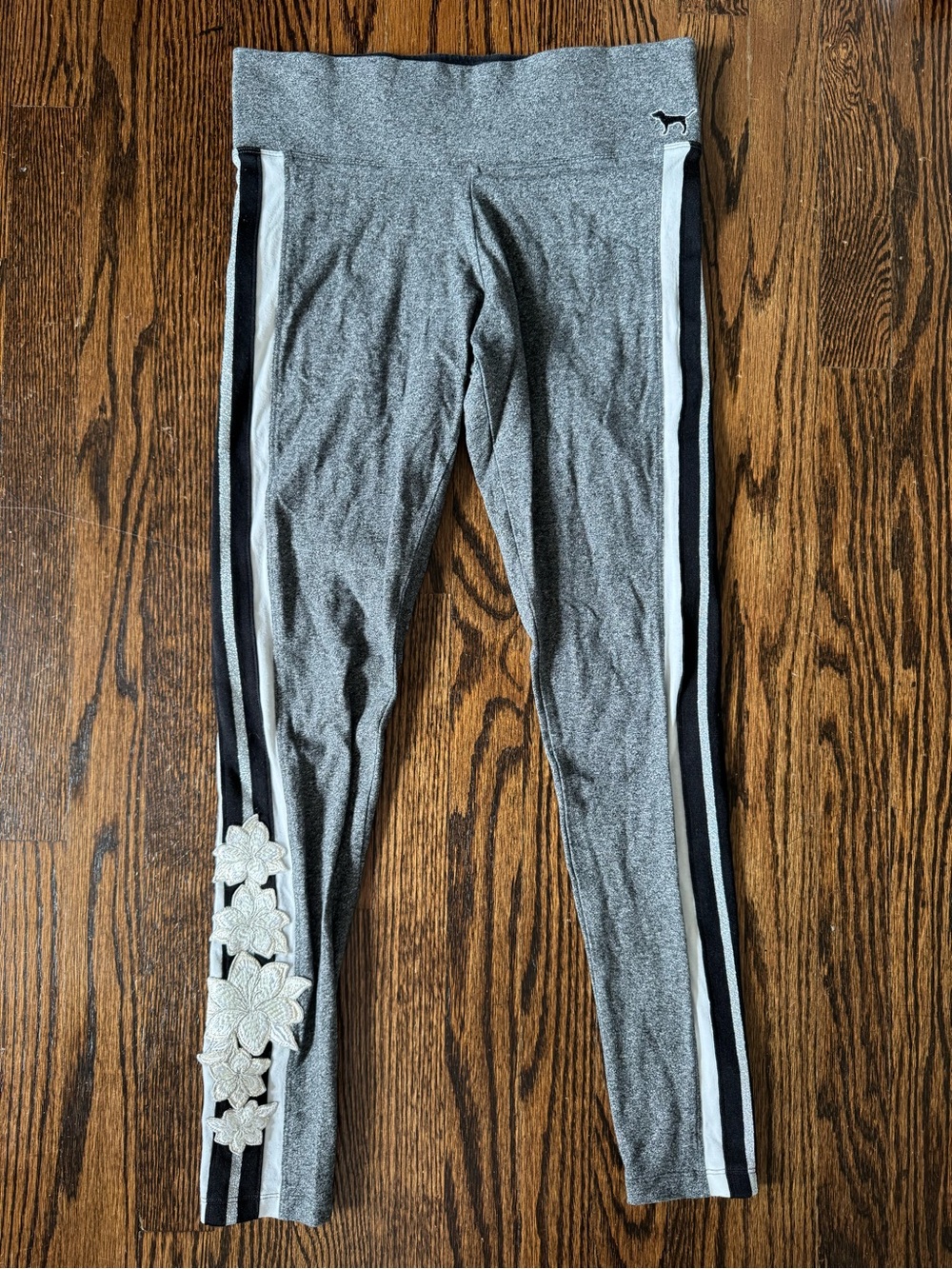 PINK Victoria's Secret Gray Side-Strip Leggings with Flower Detail